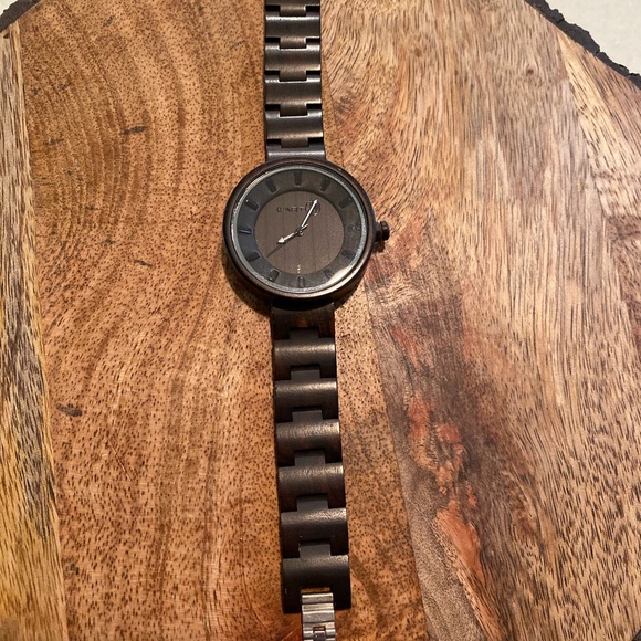 Earth Accessories - Earth brand wooden watch
